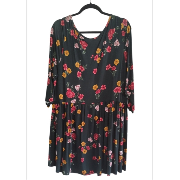 Torrid Black Floral Button Down 3/4 Sleeve Hi-Low Top Size 2X - Picture 2 of 4